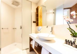 Remodeling Small Bathroom Design Ideas 41 Elegant Remodel Ideas for Small Bathrooms