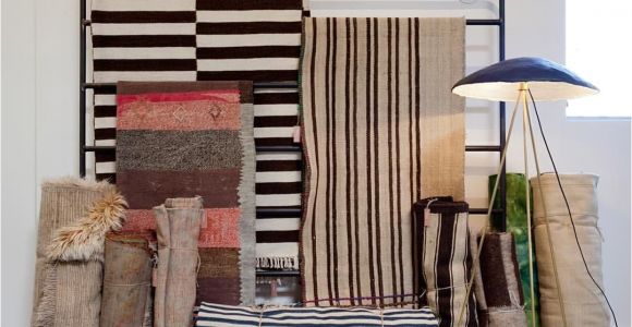 Rug Display Rack Rug Display Textiles Rugs Home Decor Pinterest Display