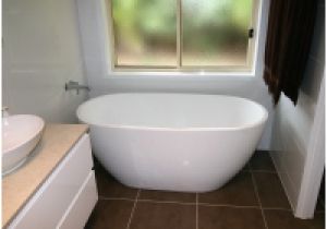 Small Bathtubs Brisbane & Small Bathroom Ideas