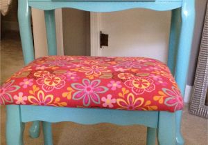 Small Plastic Chairs for toddlers My Diy Little Girl S Vanity Turned Out Great My Diy Pinterest