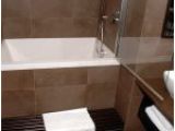 Small Porcelain Bathtubs Narrow Bathtubs Help Much for Small Bathroom