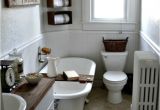 Small Vintage Bathtub Luxe
