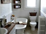 Small Vintage Bathtub Luxe