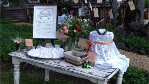 Table and Chair Rentals Near Medford Rosewood Vintage Rentals Real Weddings Amanda Meadow S Bohemian
