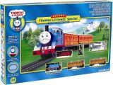 Thomas the Train Party Decorations at Walmart toysrus Seth S 3rd Birthday Beach Party Pinterest