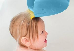 Toddler Bathtub for Shower Cartoon Bear Plastic Water Scoop for Baby Bath Washing Hair Baby