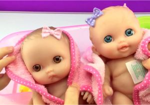 Twin Baby Bathtub Twin Babies Baby Dolls Lil Cutesies Doll Taking Bath Using