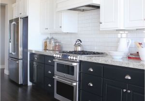 Two tone Kitchen Cabinets 7 Trends Two tone Kitchen Cabinets Ideas for 2018