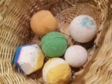 Types Of Bath Bombs File Lush Cosmetics Bath Bombs Mall Of America