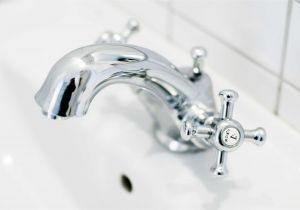 Types Of Bathtub Drains Short Information Removing A Steel Bathtub Bathtubs Information