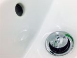 Types Of Bathtub Stoppers How to Install A Stopper Drain Fitting In A Bathtub