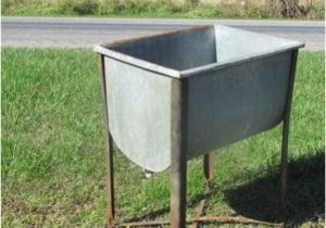 Vintage Bathtub with Stand Planter Wheeling Galvanized Single Wash Tub Beer Cooler Flower Pot