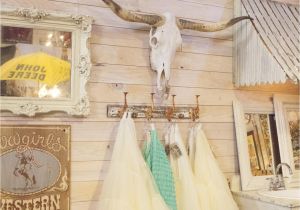 Western Decor Stores In Texas Rustic Barnwood Decorating Ideas Americana Decor and Upcycling