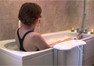 What Bathtubs are Made Of Molly Bather Bath Lift How to In and Out Your Bath