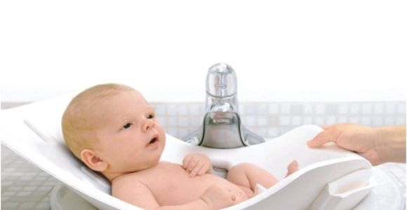 Which Baby Bath Tub Puj Tub soft Foldable Infant Bath Tub Tar