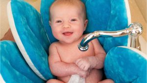 Which Baby Bathtub is the Best Diary Of A Fit Mommy Blooming Bath Review Giveaway