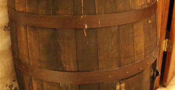 Wine Barrel Bathtub Bathroom Decorating We took An Old Wine Barrel and Old Wooden Bowl