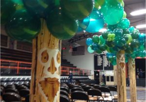 Wizard Of Oz Decoration Ideas Balloon Trees for A Wizard Of Oz themed Homecoming Dance