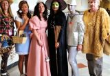 Wizard Of Oz Halloween Decoration Ideas Wizard Of Oz Halloween Group Costume Teachers My Costumes
