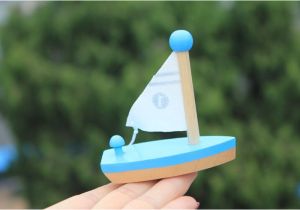 Wooden Baby Bathtub 5pcs Bathroom Mini Wooden Sailing Boat Baby Bath Water toy